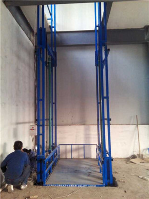 四川电动导轨式升降平台