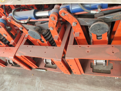 四川电动夹轨器